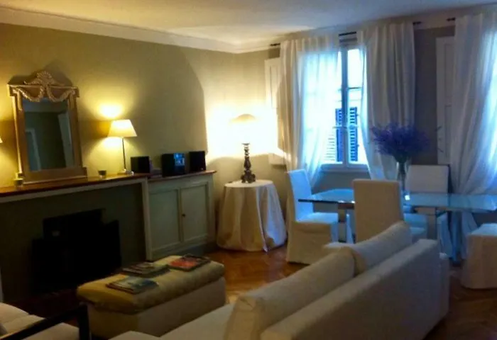 Capri Moon בית הארחה פירנצה